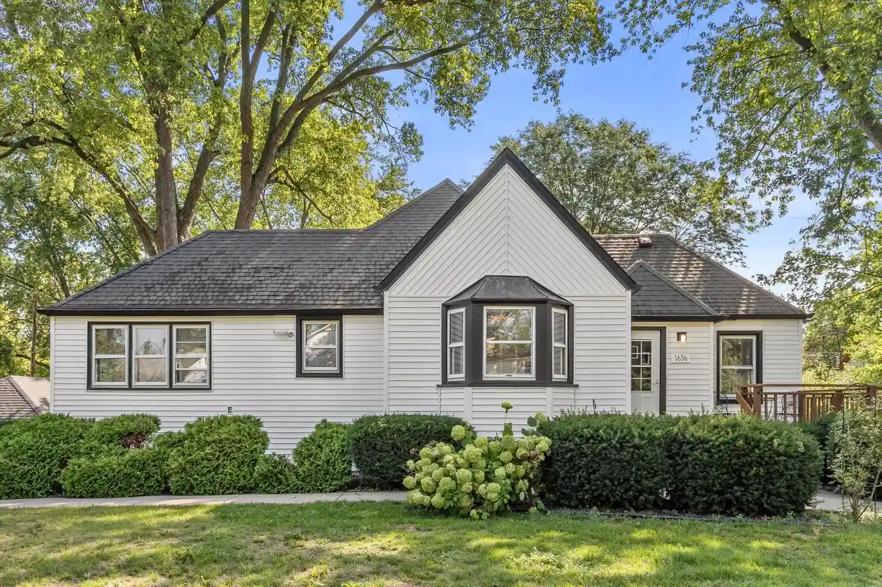 1st image of 1636 S Triangle Avenue Avenue, New Berlin, WI 53151 | MLS# 1976998