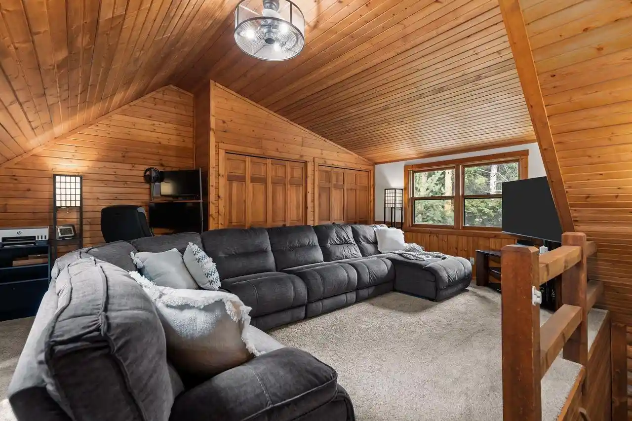 Photo 4 of Single family home for sale at 1712 E Edgewood Dr Dr, Appleton, WI 54913 | MLS# 50331295 | Listing updated on 2026-09-14