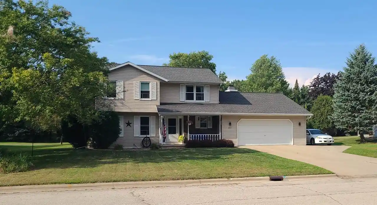 Photo 1 of Single family home for sale at 2854 Baylite Dr Dr, Green Bay, WI 54313 | MLS# 50331304 | Listing updated on 2026-09-21