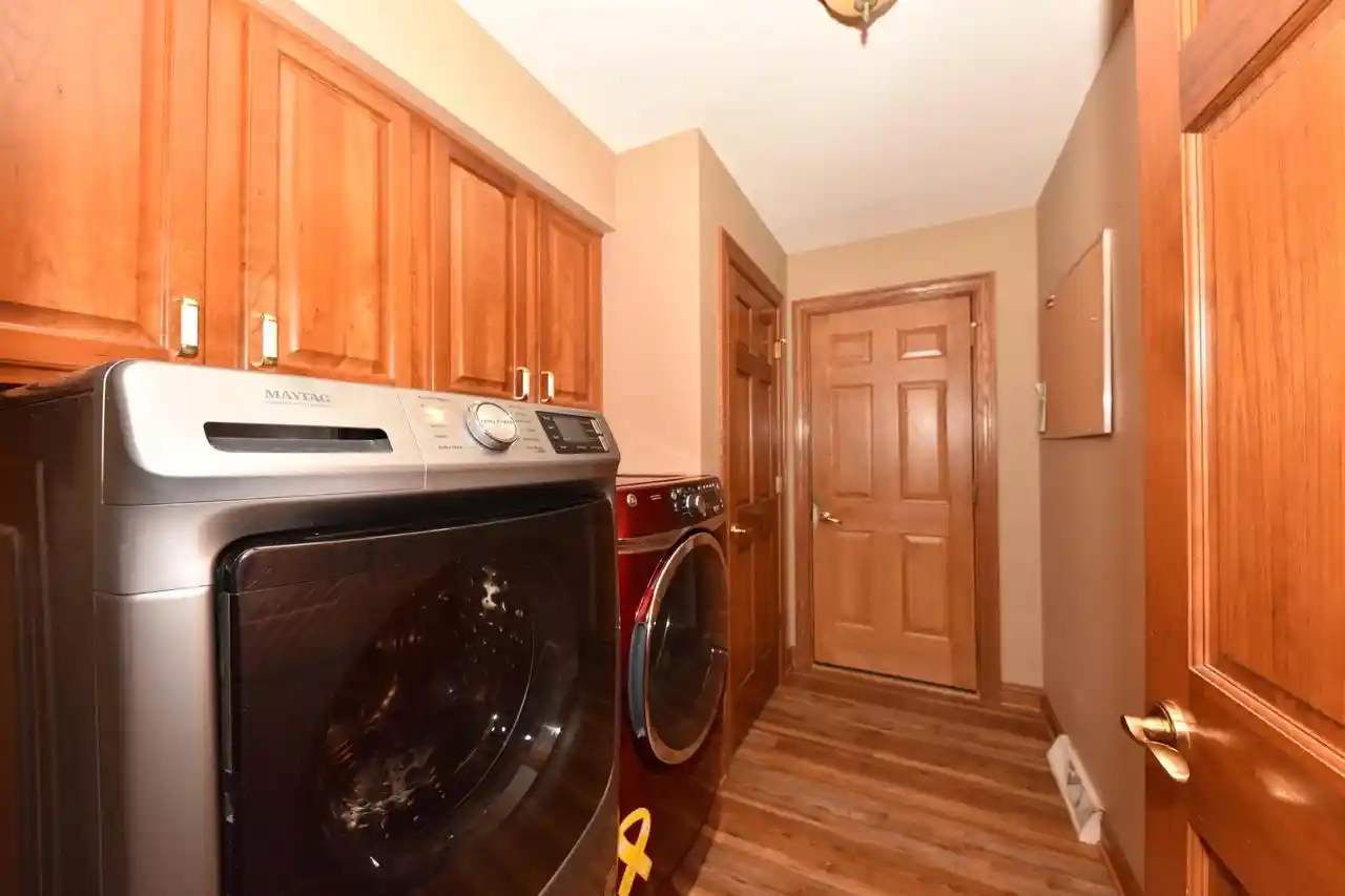 5th image of 1536 Nature Trail Trail, Hartford, WI 53027 | MLS# 1977004