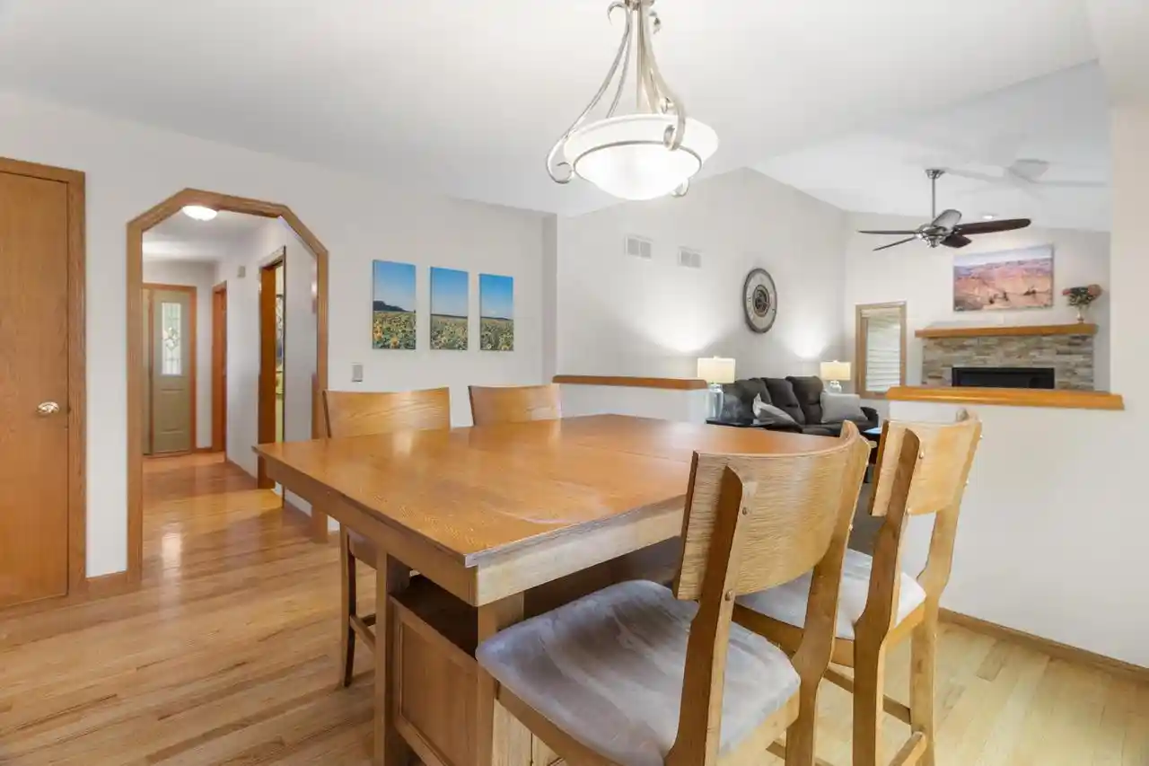 2nd image of 203 Maria Lane Lane, Cottage Grove, WI 53527 | MLS# 2030927