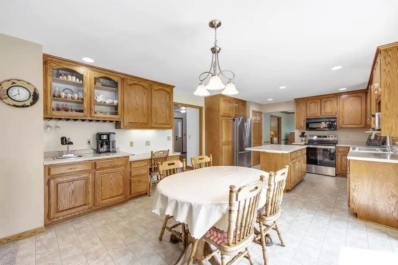 Photo 2 of Single family home for sale at 3097 Mercedes Dr Dr, Green Bay, WI 54313 | MLS# 50331302 | Listing updated on 2026-09-04