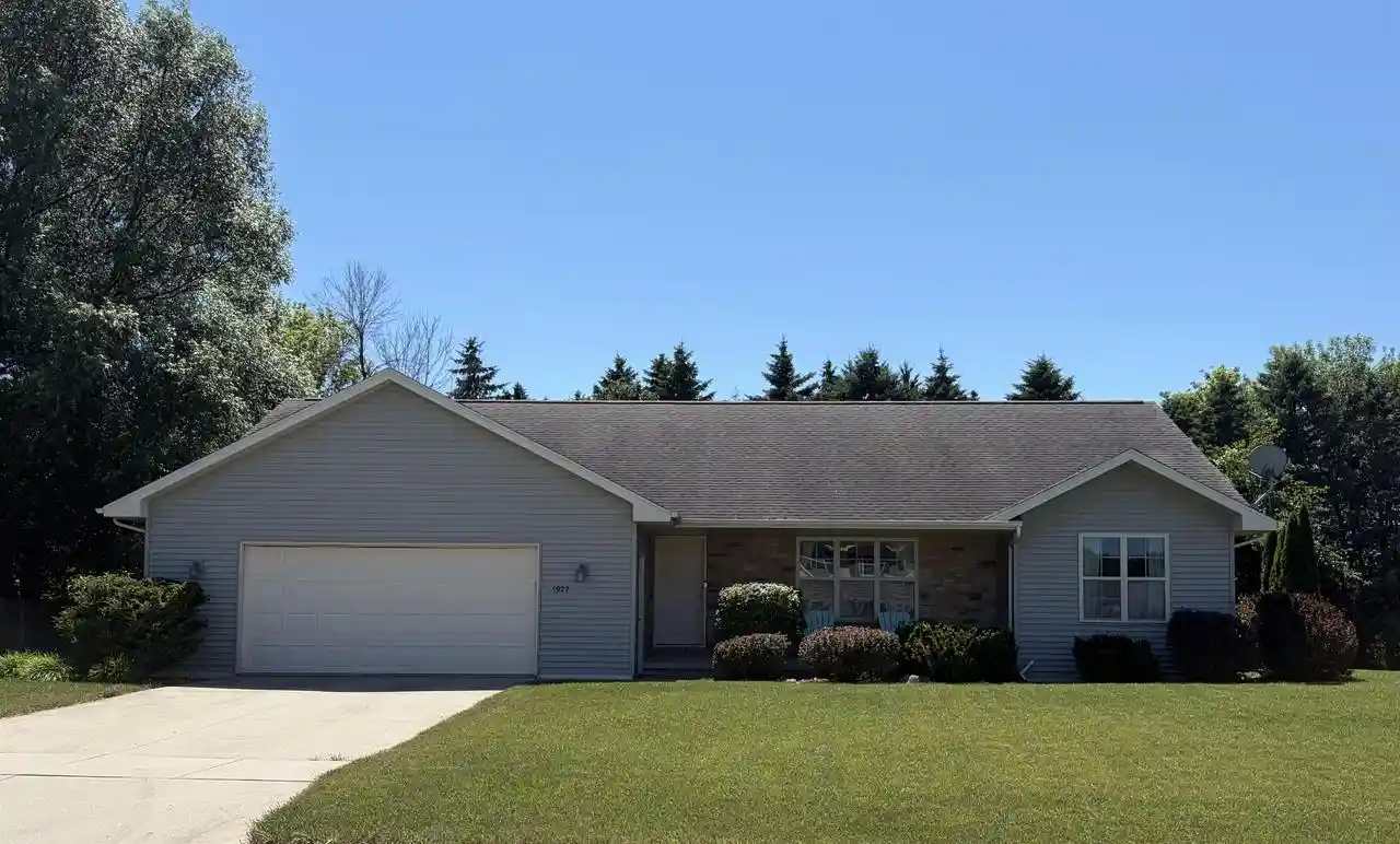 Photo 1 of Single family home for sale at 1927 Cross Creek Circle Circle, De Pere, WI 54115 | MLS# 50331311 | Listing updated on 2026-08-24