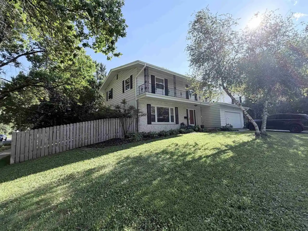 Photo 1 of Single family home for sale at 6501 Gettysburg Dr Dr, Madison, WI 53705 | MLS# 2030934 | Listing updated on 2026-09-01