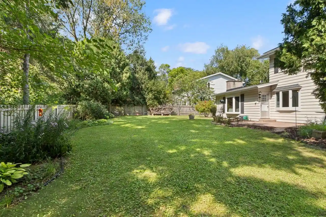Photo 2 of Single family home for sale at 6501 Gettysburg Dr Dr, Madison, WI 53705 | MLS# 2030934 | Listing updated on 2026-09-01