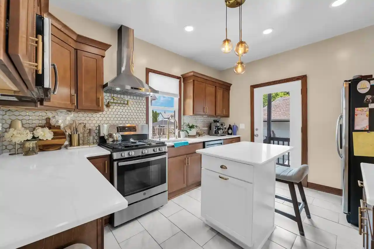 5th image of 4917 19Th Avenue Avenue, Kenosha, WI 53140 | MLS# 1977027