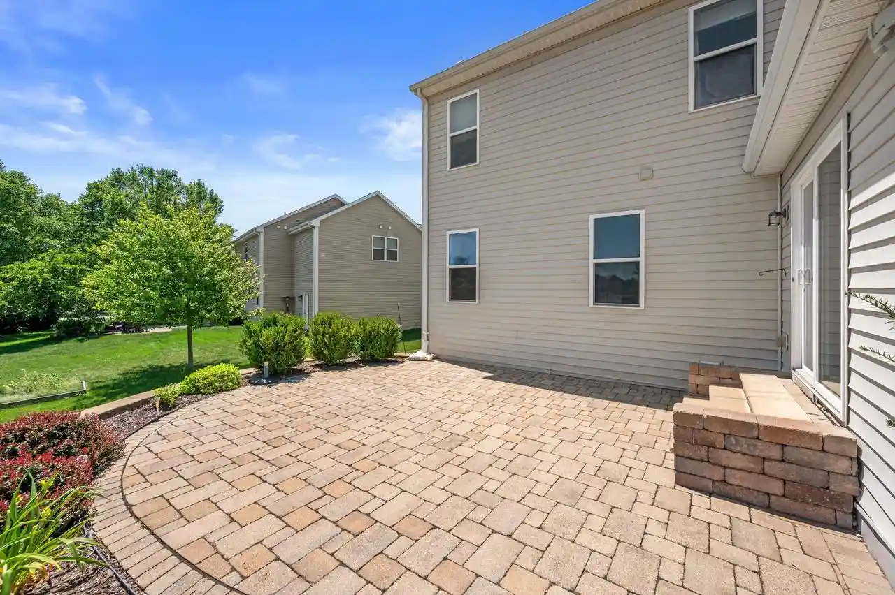 35th image of 2305 Rustic Woods Court Court, Waukesha, WI 53188 | MLS# 1977033