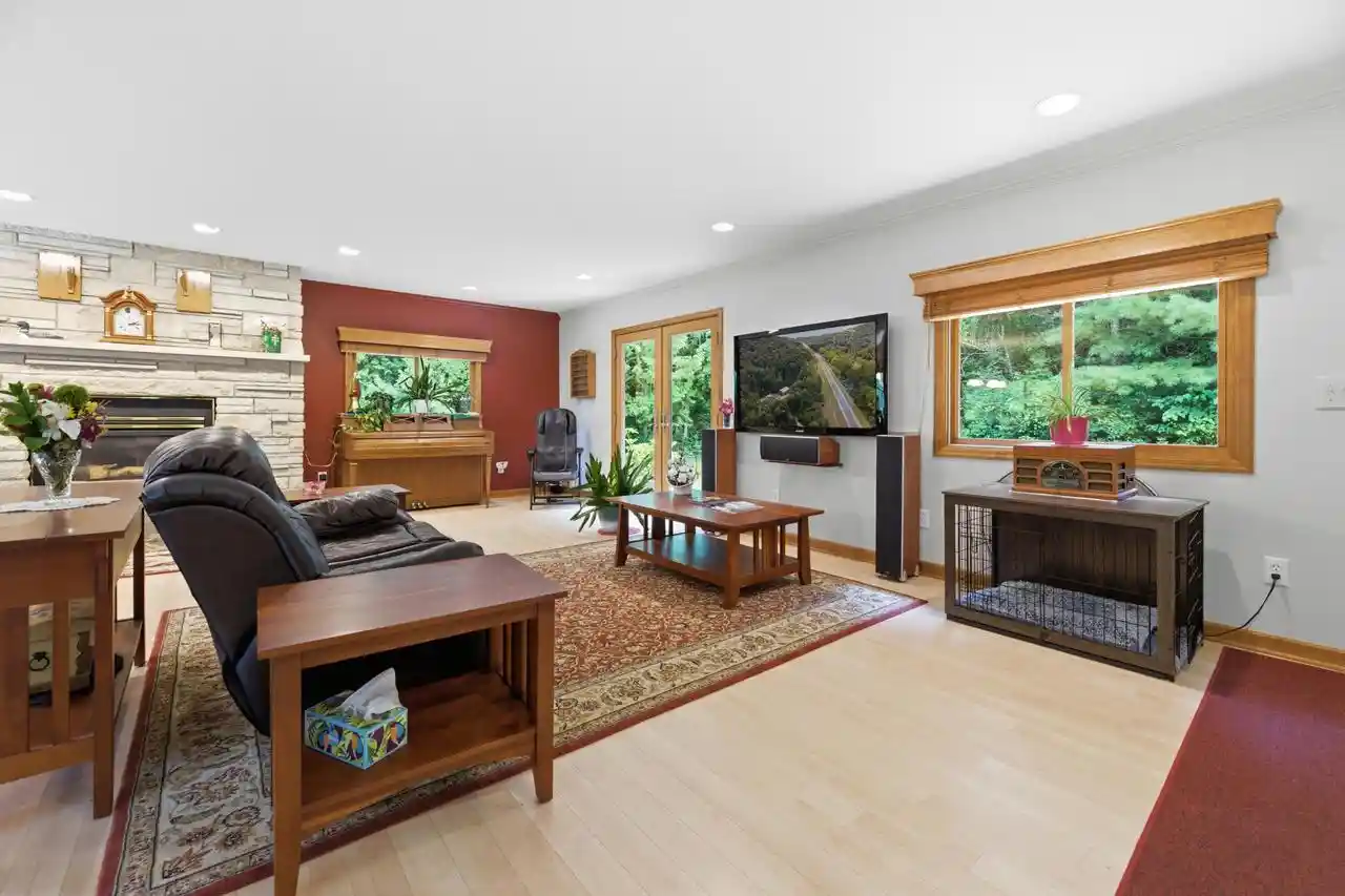 Photo 2 of Sale Pending at 23216 Highway 43, Winona, MN 55987 | MLS# 1977038 | Listing updated on 2026-08-31