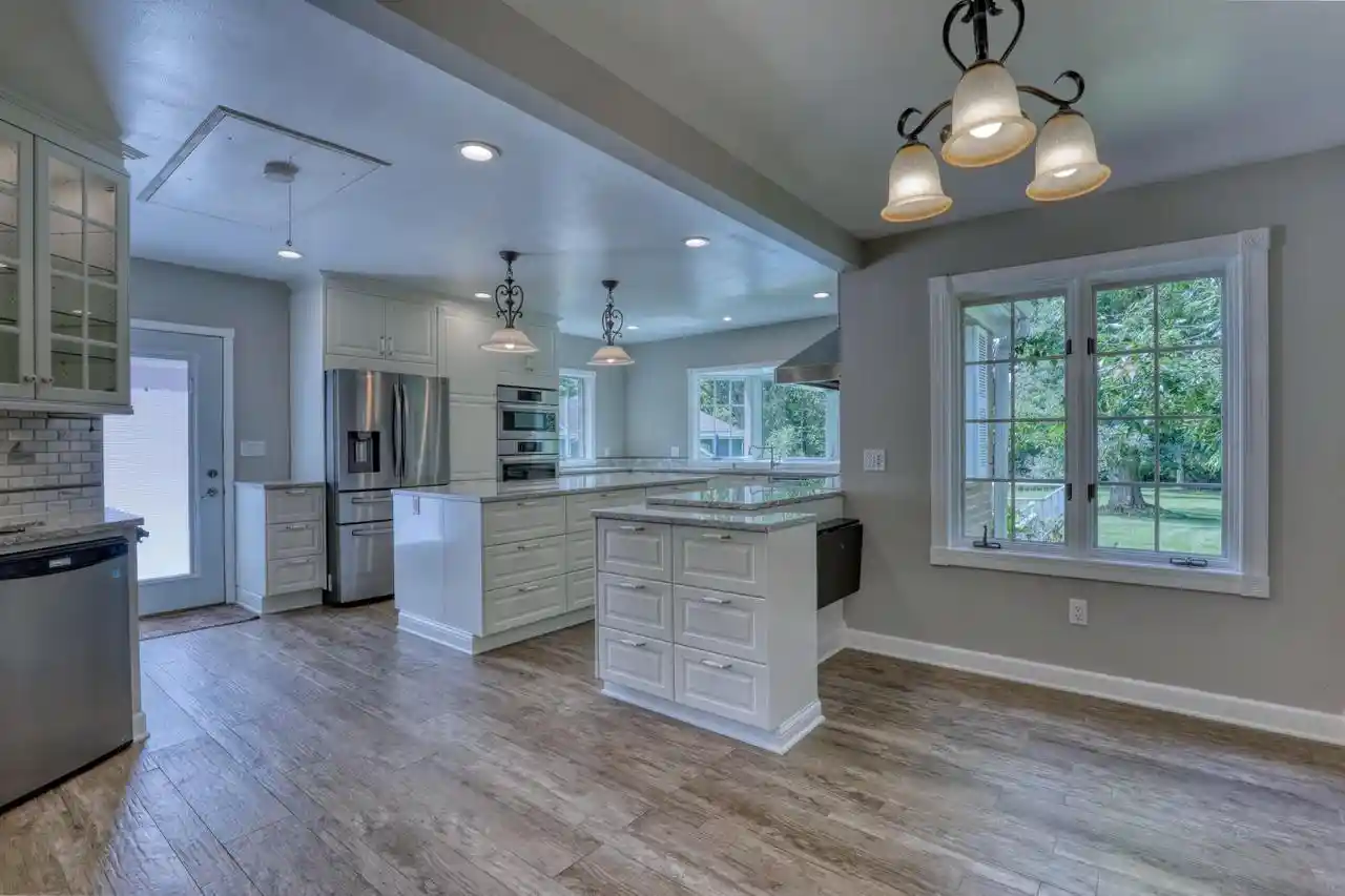 Photo 4 of Single family home for sale at 2737 S Waukesha Road Road, Milwaukee, WI 53227 | MLS# 1977045 | Listing updated on 2026-08-24