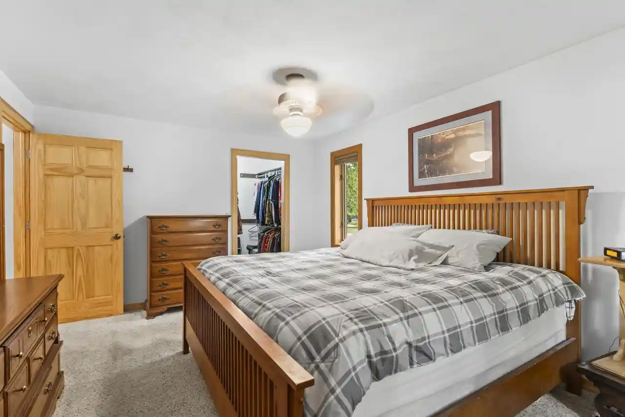 Photo 2 of Single family home for sale at 1261 Gavin Road Road, Neenah, WI 54956 | MLS# 50331320 | Listing updated on 2026-08-30