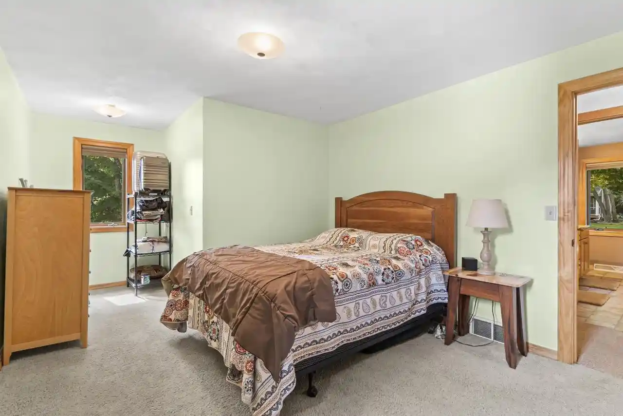 Photo 3 of Single family home for sale at 1261 Gavin Road Road, Neenah, WI 54956 | MLS# 50331320 | Listing updated on 2026-08-30
