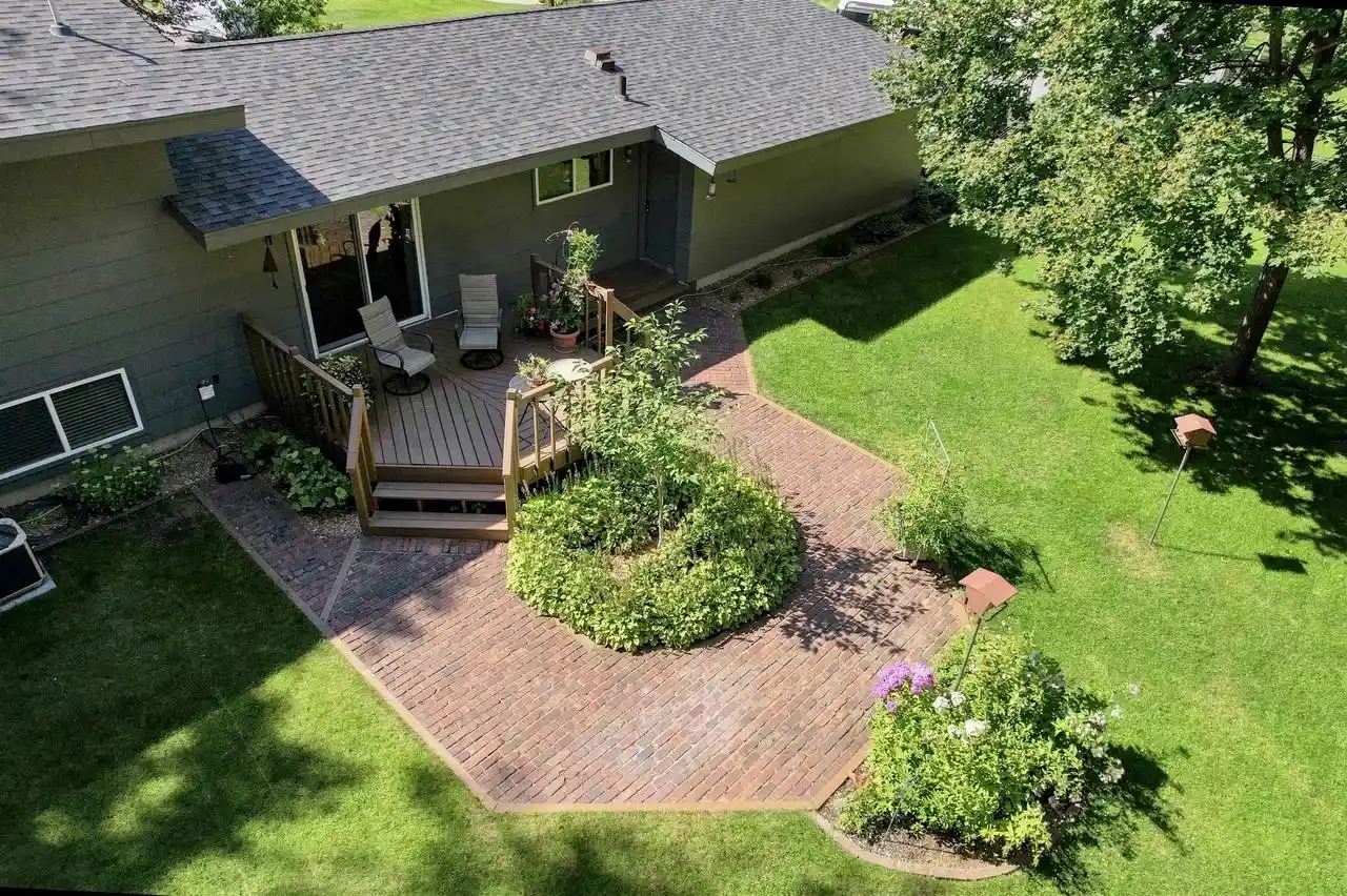 Photo 2 of Single family home for sale at 3060 Katherine Court Court, Plover, WI 54467 | MLS# 22604073 | Listing updated on 2026-08-24
