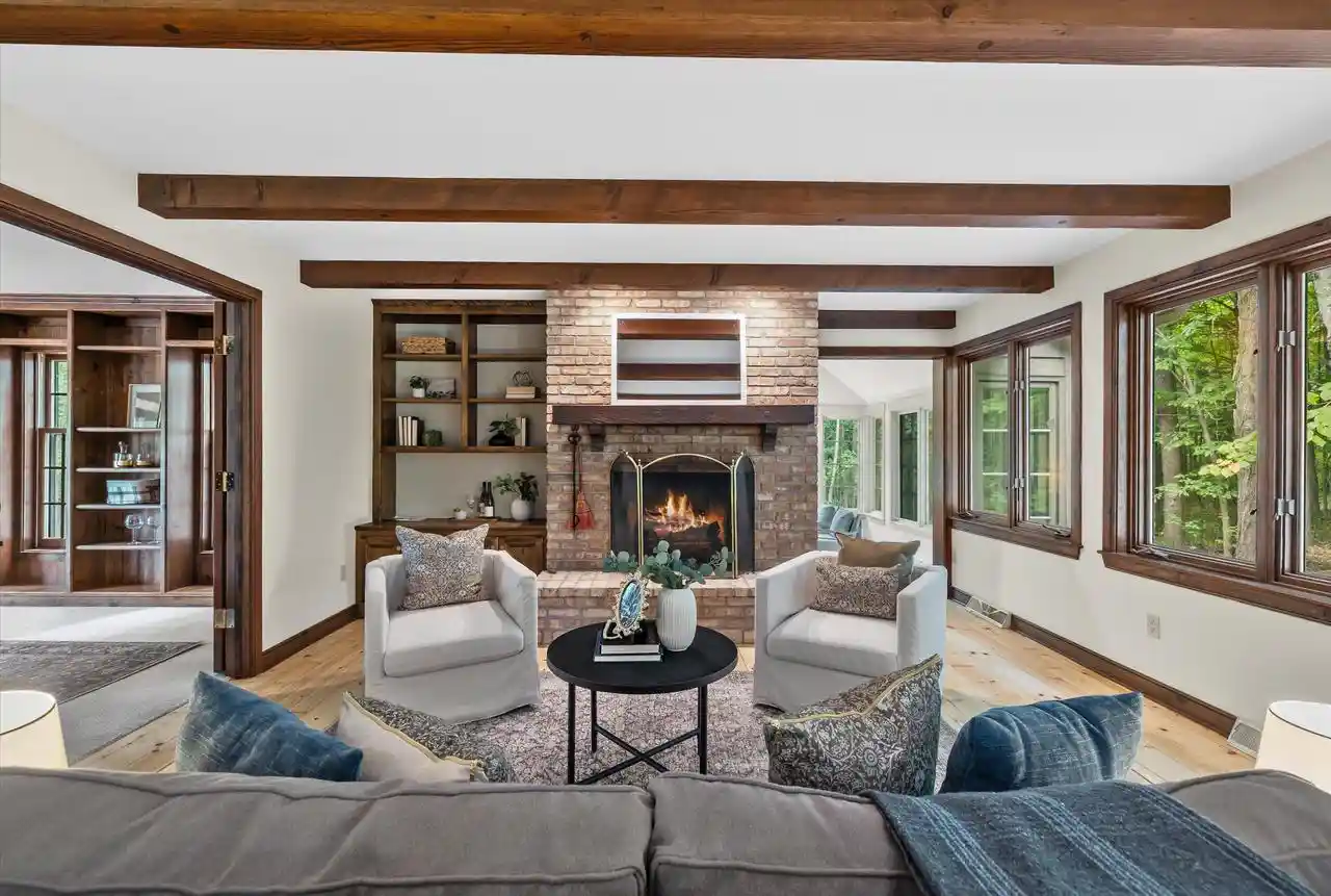 Photo 2 of Single family home for sale at 1520 W Manor Ln, Milwaukee, WI 53217 | MLS# 1977057 | Listing updated on 2026-09-16