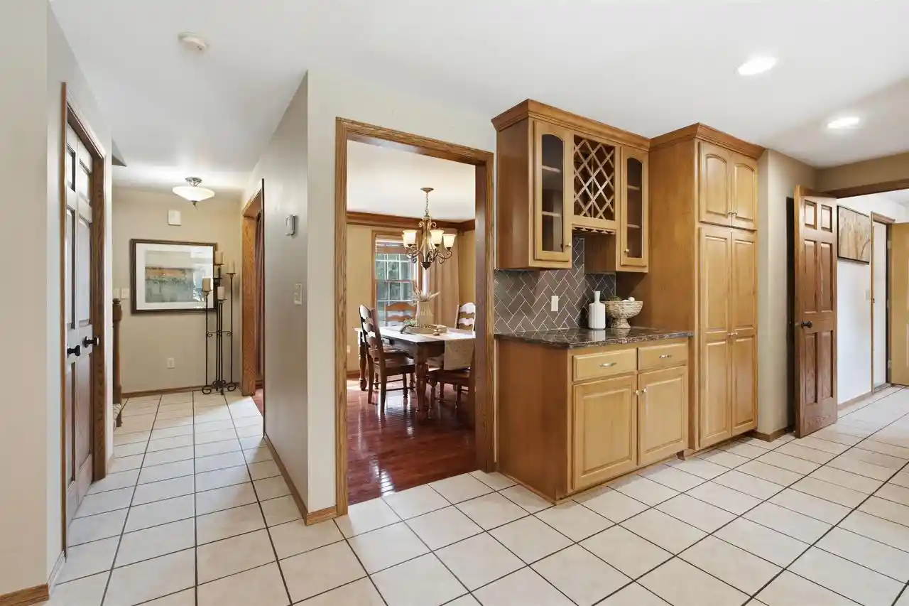 Photo 4 of Single family home for sale at 1502 E Cranberry Dr Dr, Appleton, WI 54915 | MLS# 50331349 | Listing updated on 2026-09-02