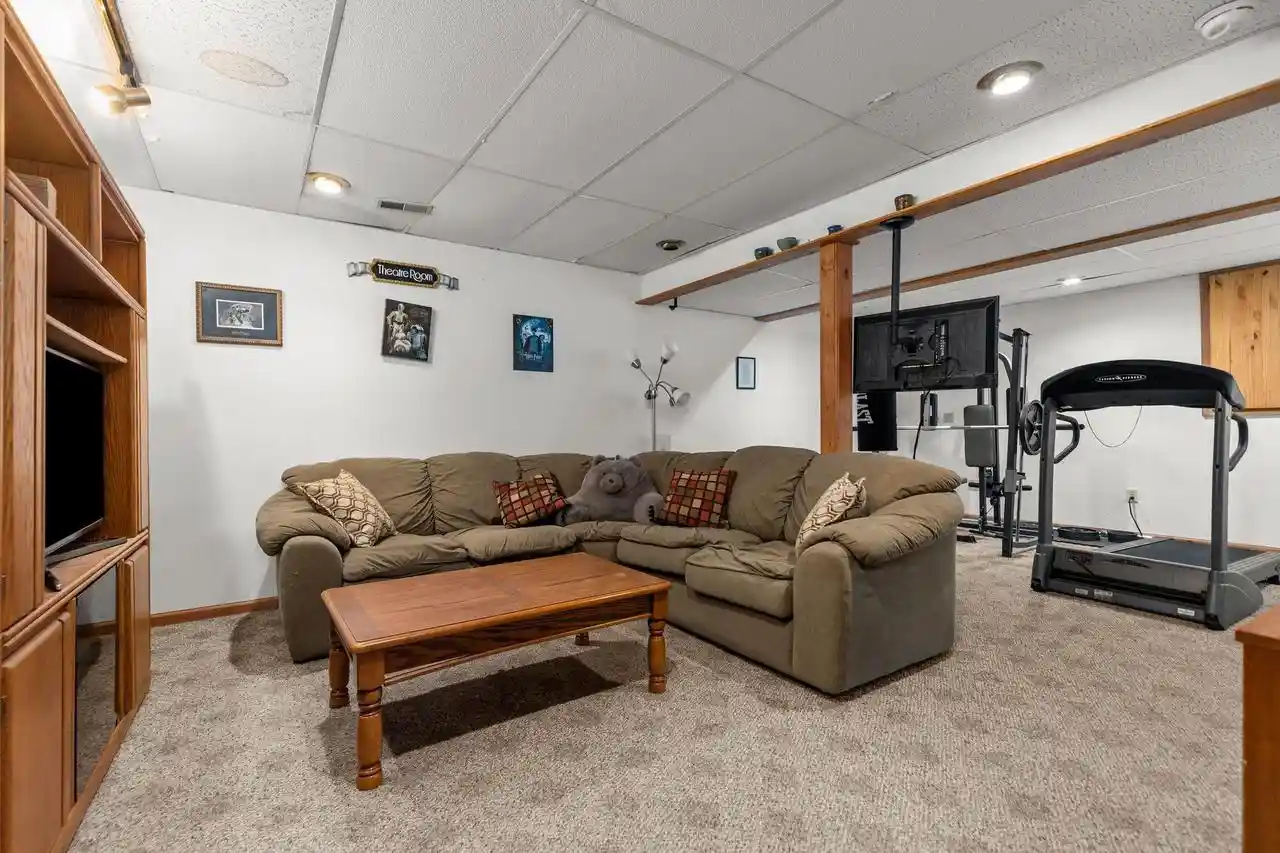 Photo 3 of Single family home for sale at N1391 Woodland Dr Dr, Greenville, WI 54942 | MLS# 50331350 | Listing updated on 2026-08-31
