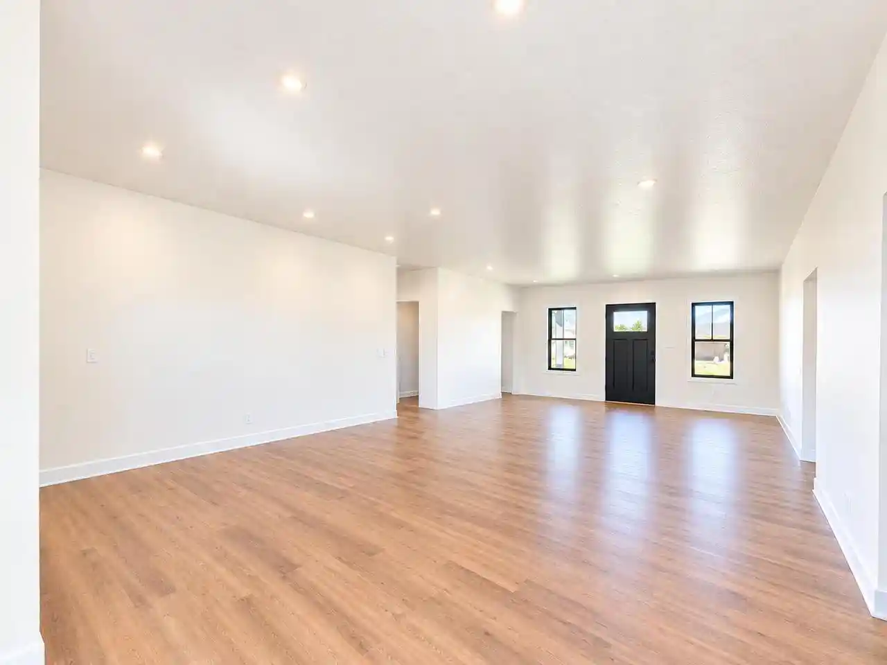 Photo 3 of Single family home for sale at 1421 Waldenberger Road Road, Holmen, WI 54636 | MLS# 1977065 | Listing updated on 2026-10-12