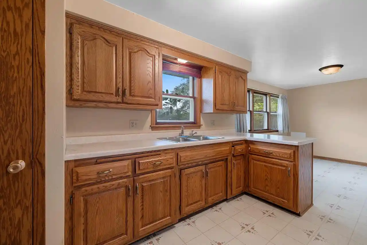 Photo 3 of Single family home for sale at 1648 View Lane Lane, Green Bay, WI 54313 | MLS# 50331365 | Listing updated on 2026-08-22