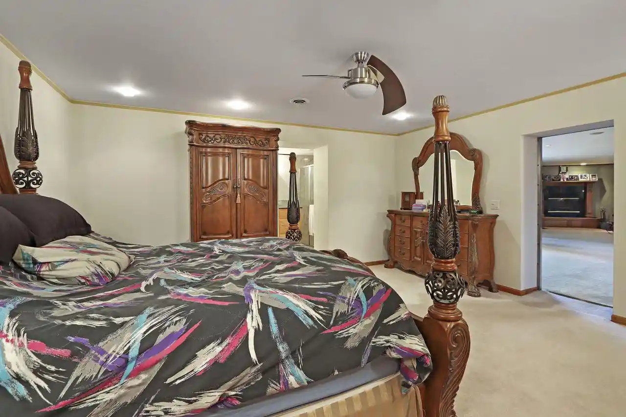 5th image of 740 S Cosgwell Dr Dr, Silver Lake, WI 53170 | MLS# 1977066