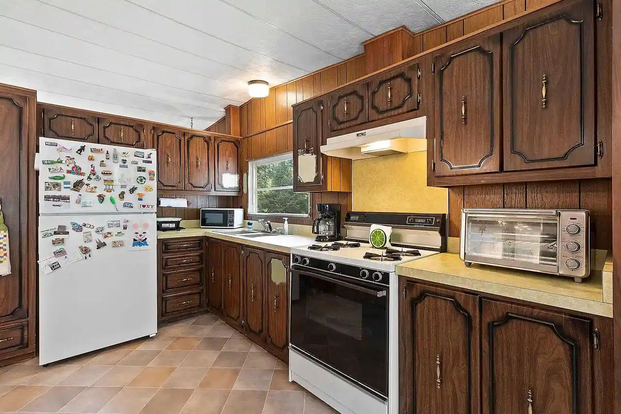 Photo 3 of Sale Pending at 15303 Grindle Oak Dr Dr, Mountain, WI 54149 | MLS# 50331366 | Listing updated on 2026-10-09