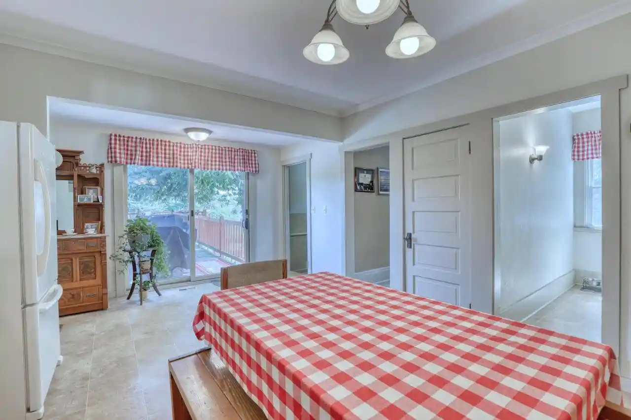 2nd image of W304n2426 Maple Avenue Avenue, Pewaukee, WI 53072 | MLS# 1977072