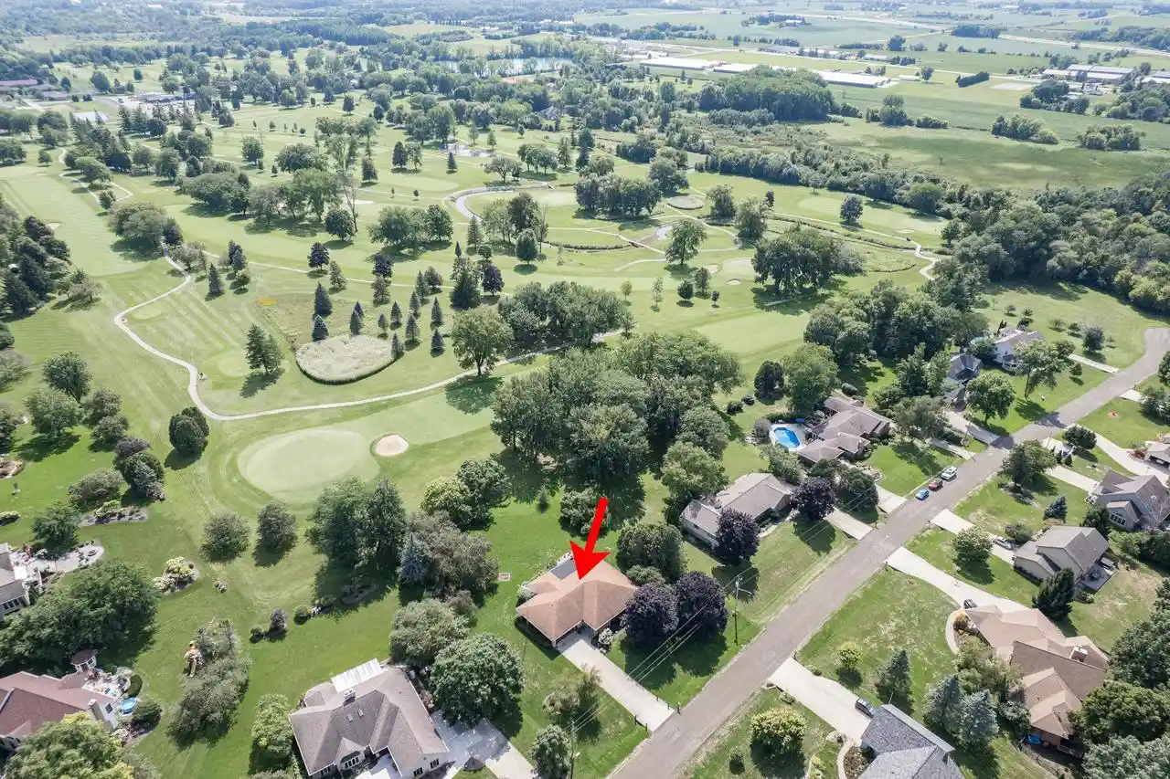 4th image of 1605 Country Club Lane Lane, Watertown, WI 53098 | MLS# 1977075