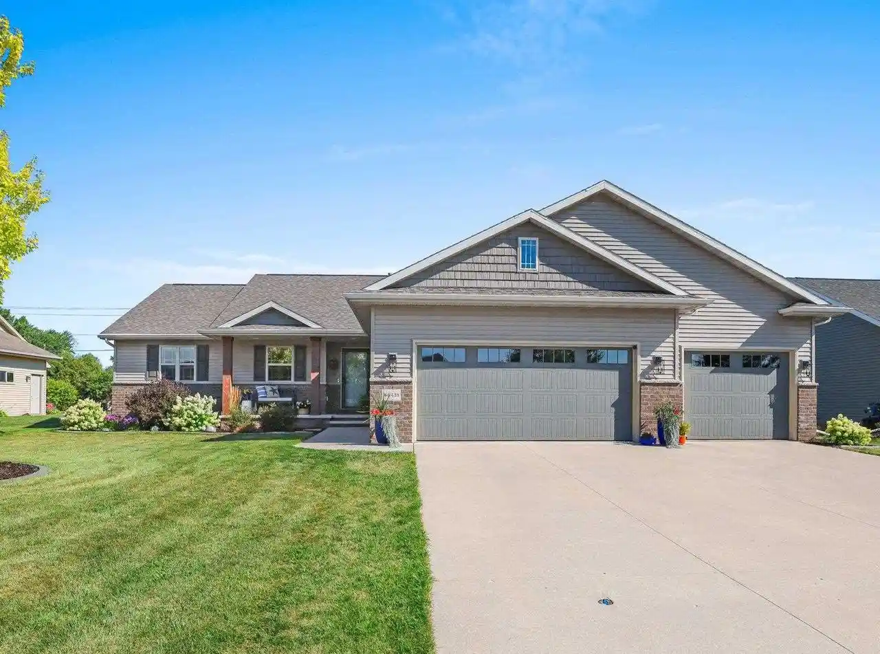 Photo 1 of Single family home for sale at W6438 Sawtooth Street Street, Menasha, WI 54952 | MLS# 50331371 | Listing updated on 2026-09-20