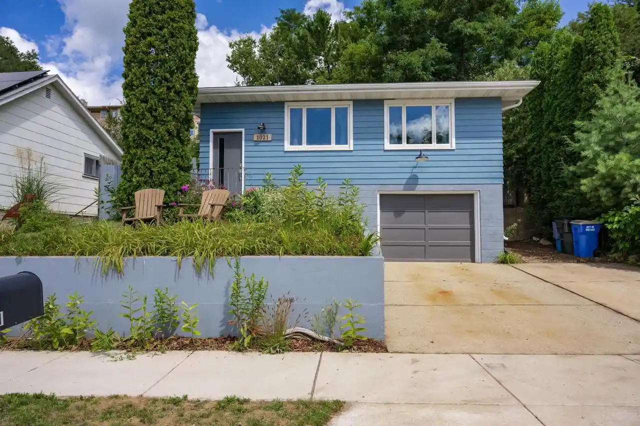 1st image of 1021 W Conant Street Street, Portage, WI 53901 | MLS# 2030951
