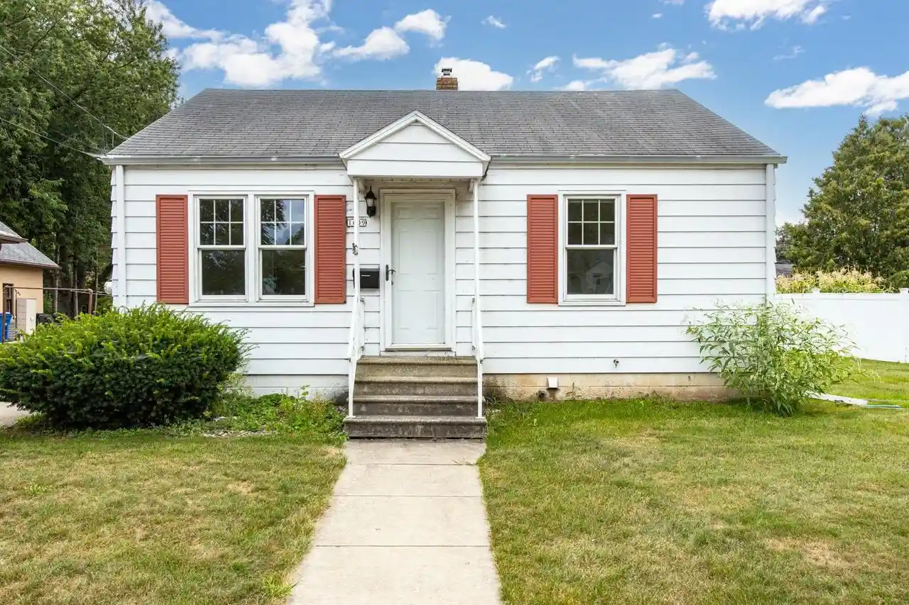 5th image of 1609 W Murdock Avenue Avenue, Oshkosh, WI 54901 | MLS# 50331363