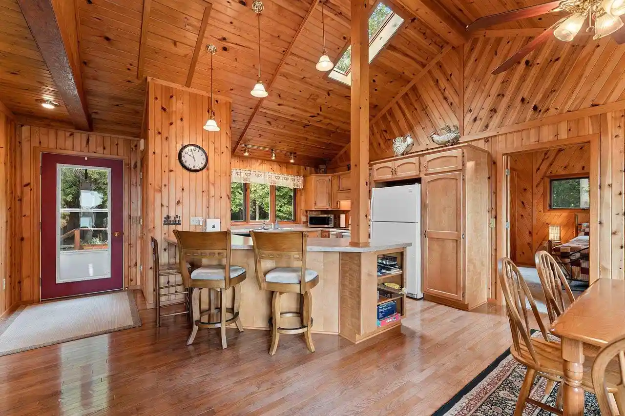 4th image of 5526 Butts Road Road, Sturgeon Bay, WI 54235 | MLS# 50331346