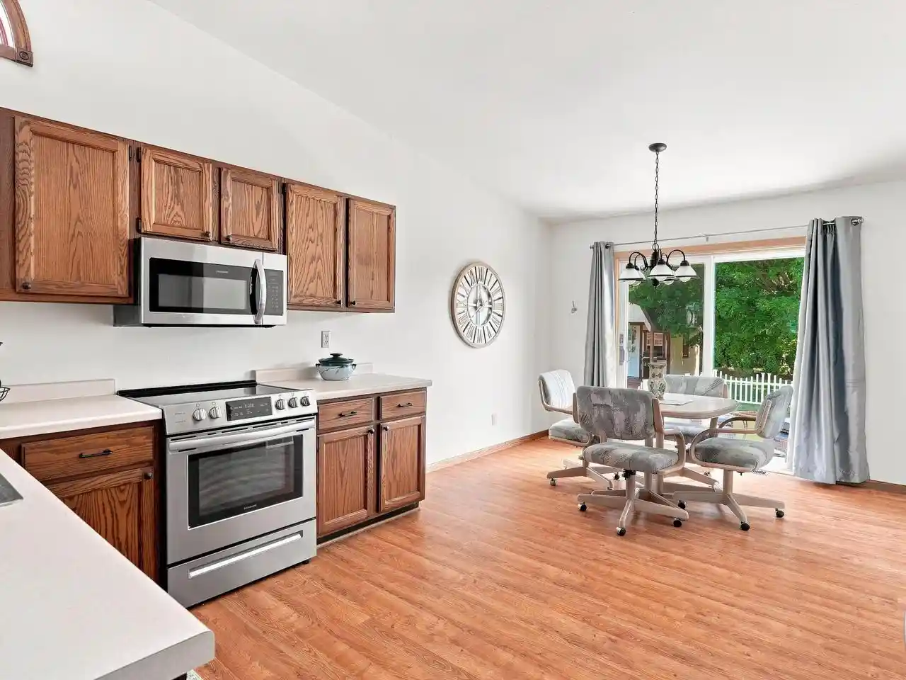 3rd image of 2033 Kellner Street Street, Manitowoc, WI 54220 | MLS# 1977076