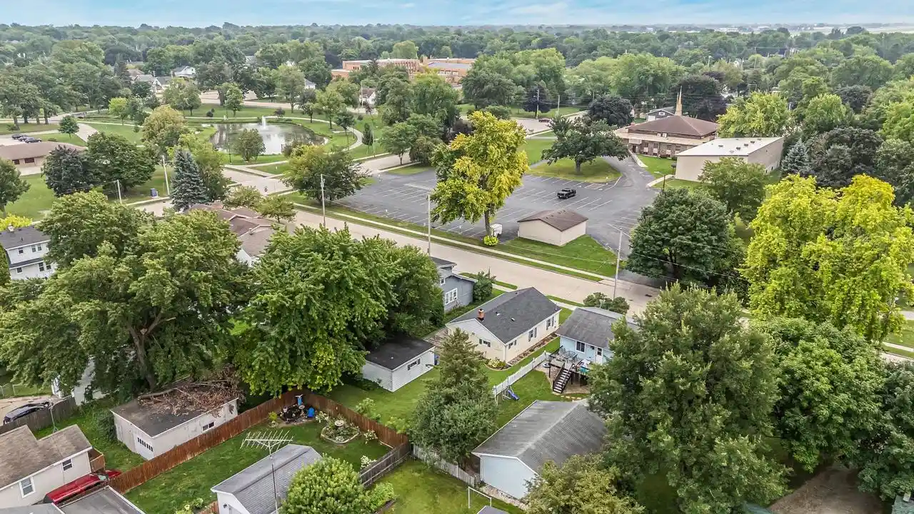 Photo 2 of Single family home for sale at 830 Osborn Avenue Avenue, Oshkosh, WI 54902 | MLS# 50331344 | Listing updated on 2026-08-24
