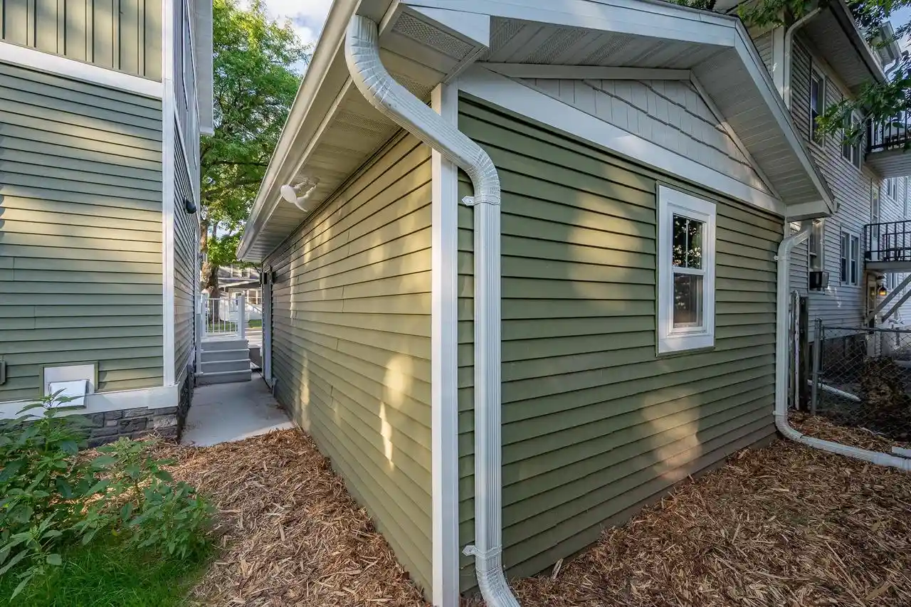 Photo 3 of Single family home for sale at 158 N Maple Avenue Avenue, Green Bay, WI 54303 | MLS# 50331385 | Listing updated on 2026-09-13