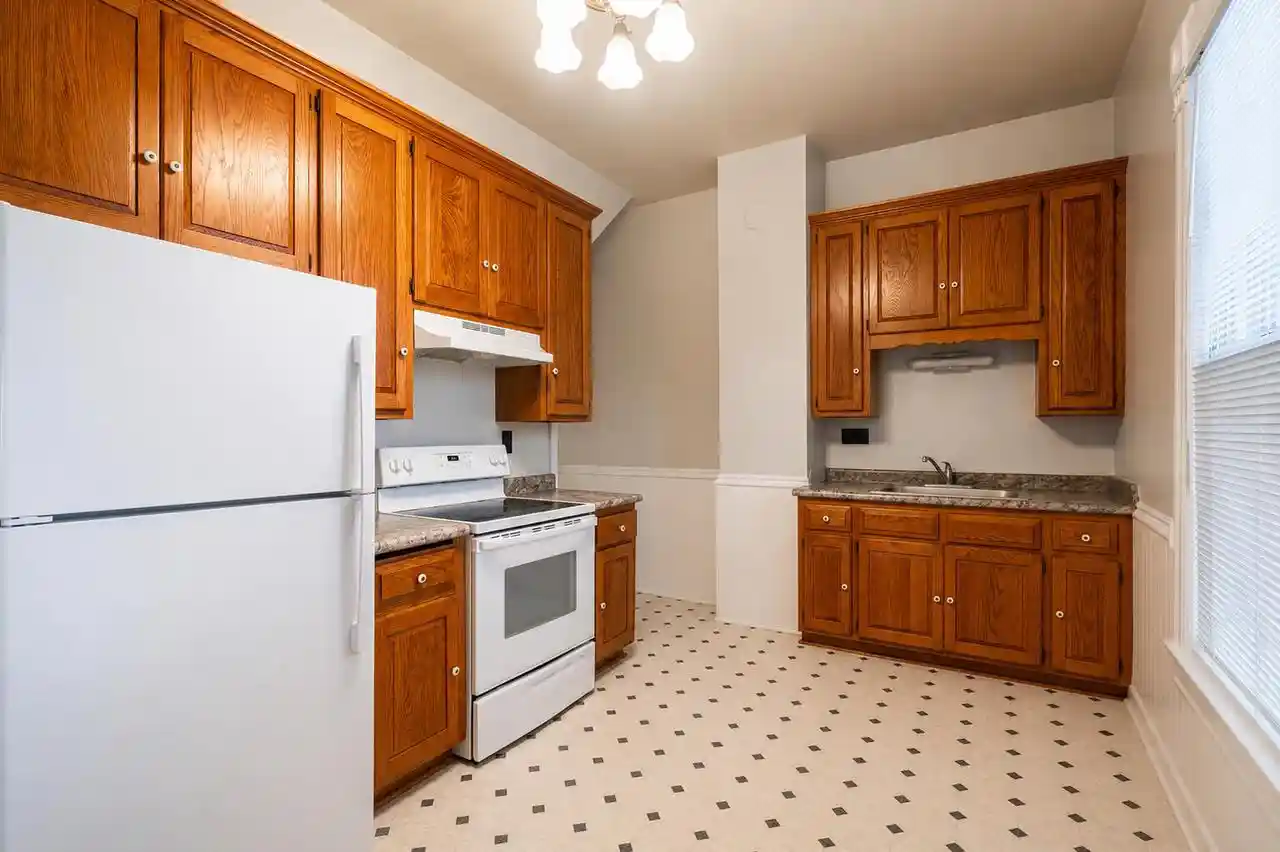 Photo 2 of Single family home for sale at 524 Madison St, Waukesha, WI 53188 | MLS# 1977085 | Listing updated on 2026-10-21