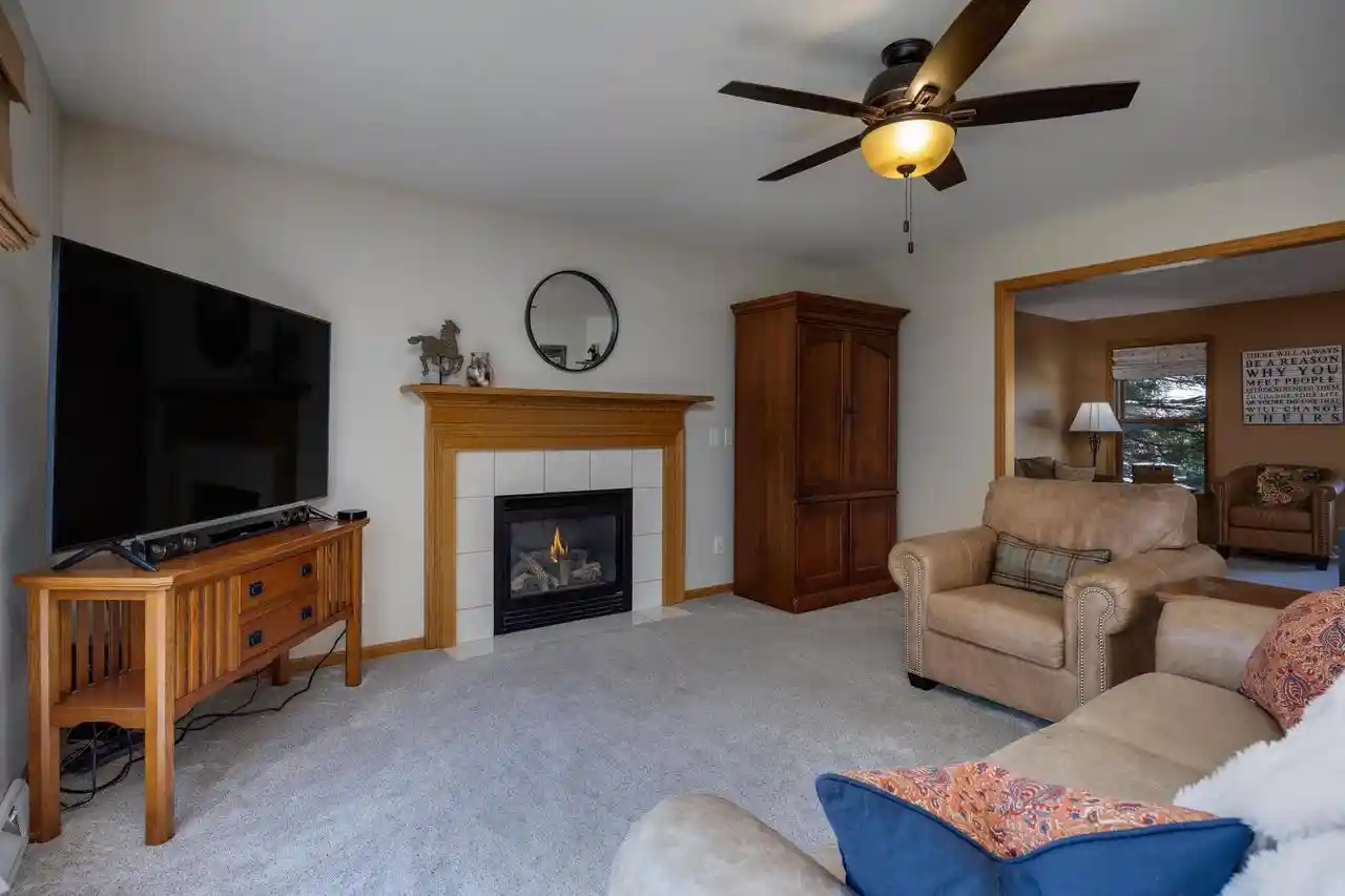 Photo 3 of Single family home for sale at 3517 Ice Age Dr, Madison, WI 53719 | MLS# 2030958 | Listing updated on 2026-09-15
