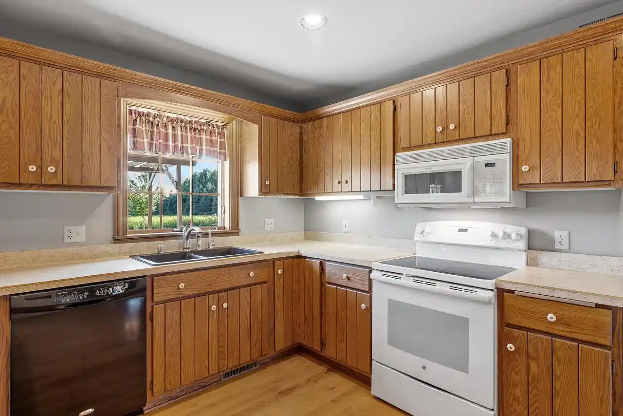 2nd image of 1341 W Town Line Road Road, Oostburg, WI 53070 | MLS# 1977103