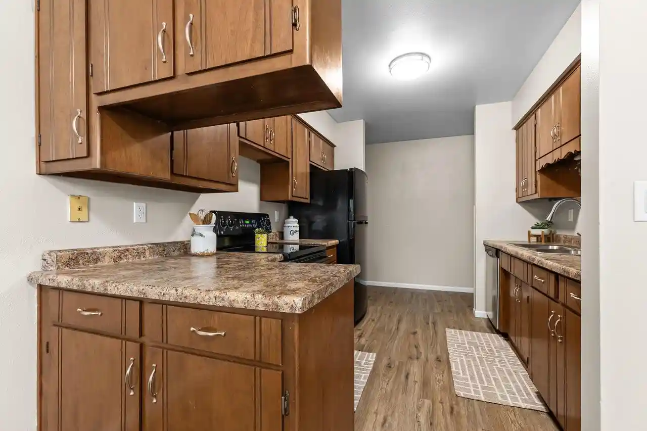 2nd image of 1161 Gillingham Rd Rd, Neenah, WI 54956