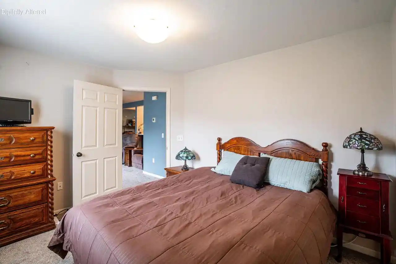 2nd image of 4887 Easy St St, Hartland, WI 53029