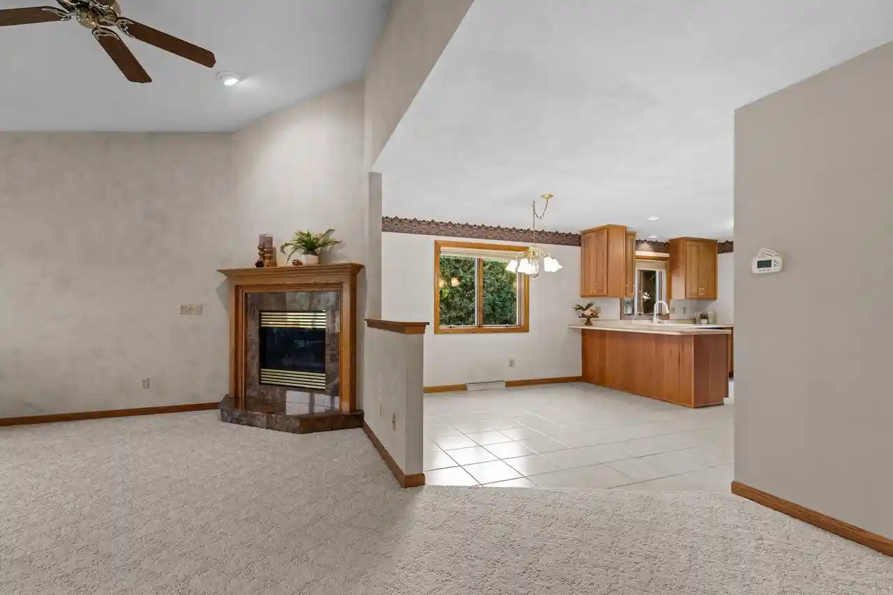 Photo 4 of Condo for sale at 303 Parkview Lane Lane, Kimberly, WI 54136 | MLS# 50331405 | Listing updated on 2026-08-31