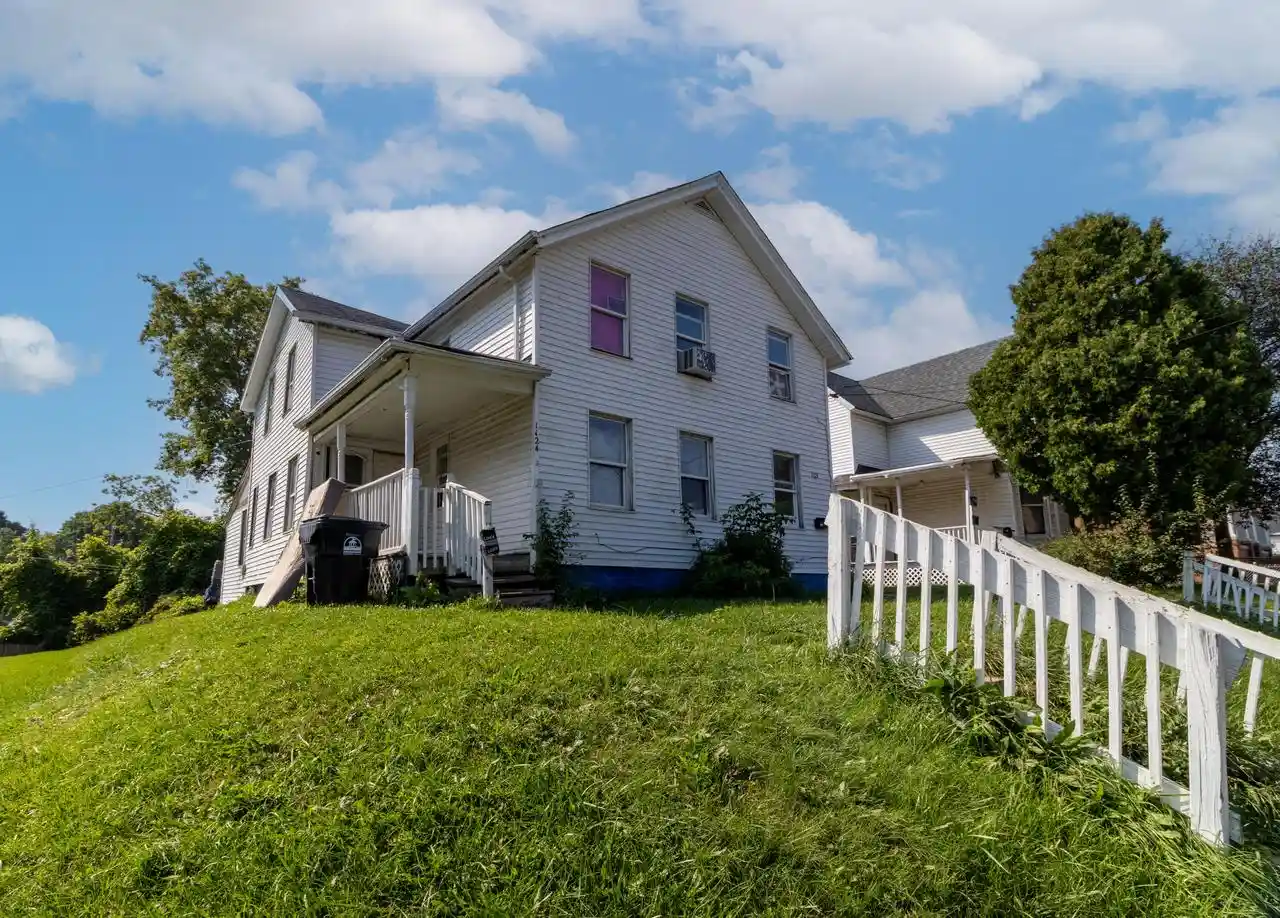 1st image of 1124 Lasalle Street Street, Racine, WI 53404 | MLS# 1977120