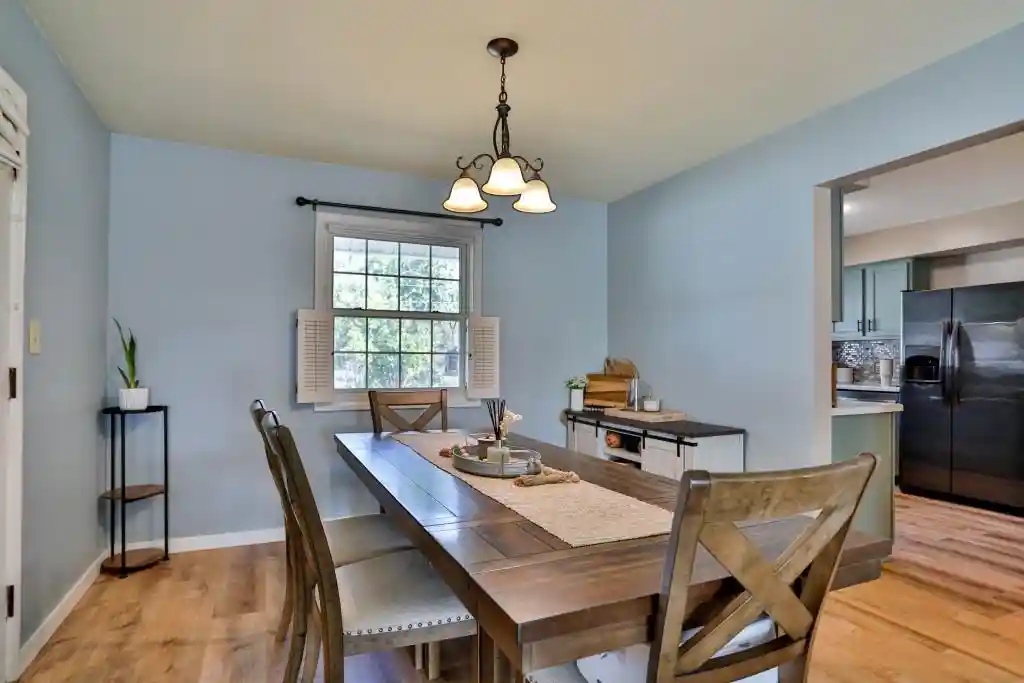 5th image of 908 Greenhill Dr Dr, Wausau, WI 54401 | MLS# 22604080
