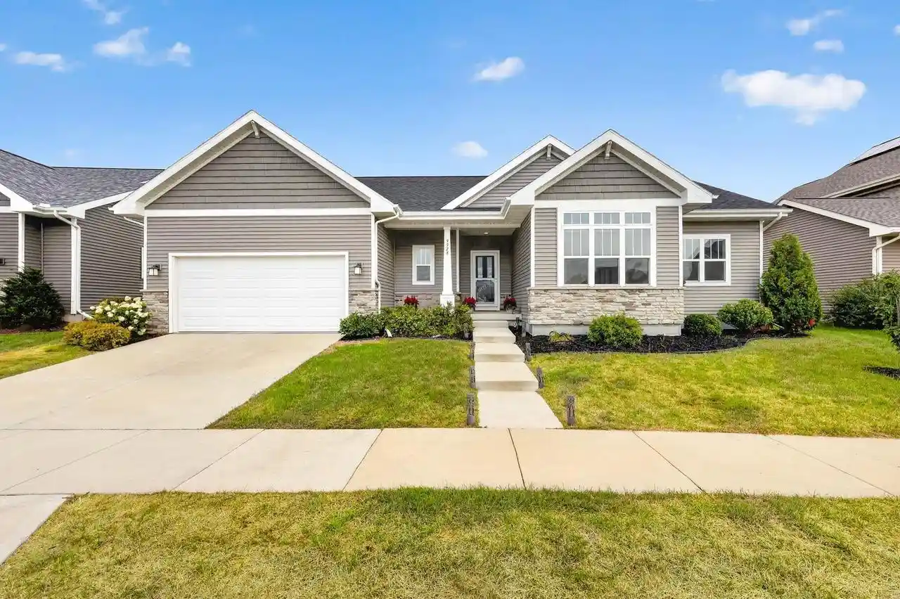 1st image of 9928 White Fox Lane Lane, Middleton, WI 53562 | MLS# 2030963