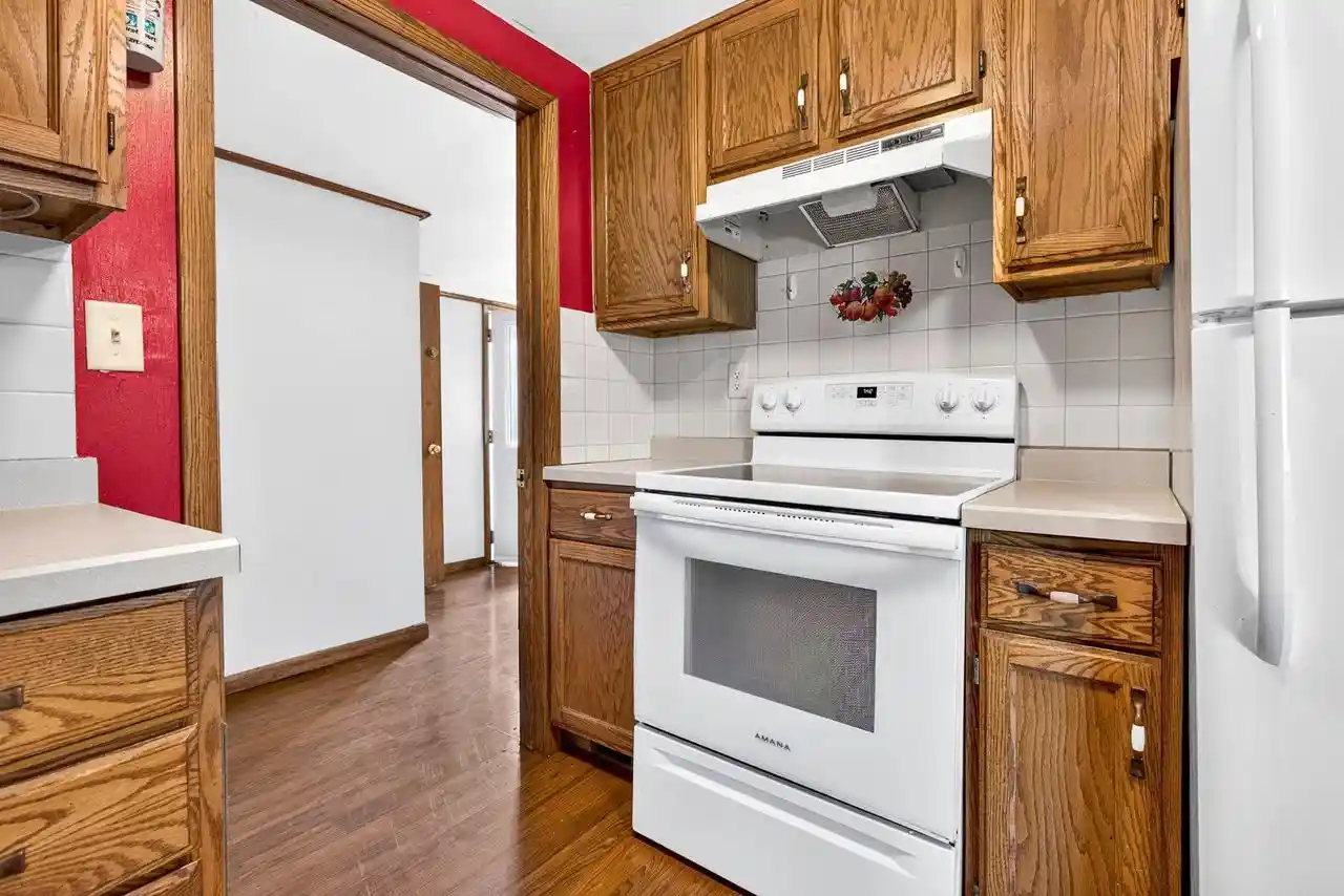 Photo 4 of Single family home for sale at N8271 Lakeshore Dr Dr, Fond Du Lac, WI 54937 | MLS# 50331408 | Listing updated on 2026-09-04