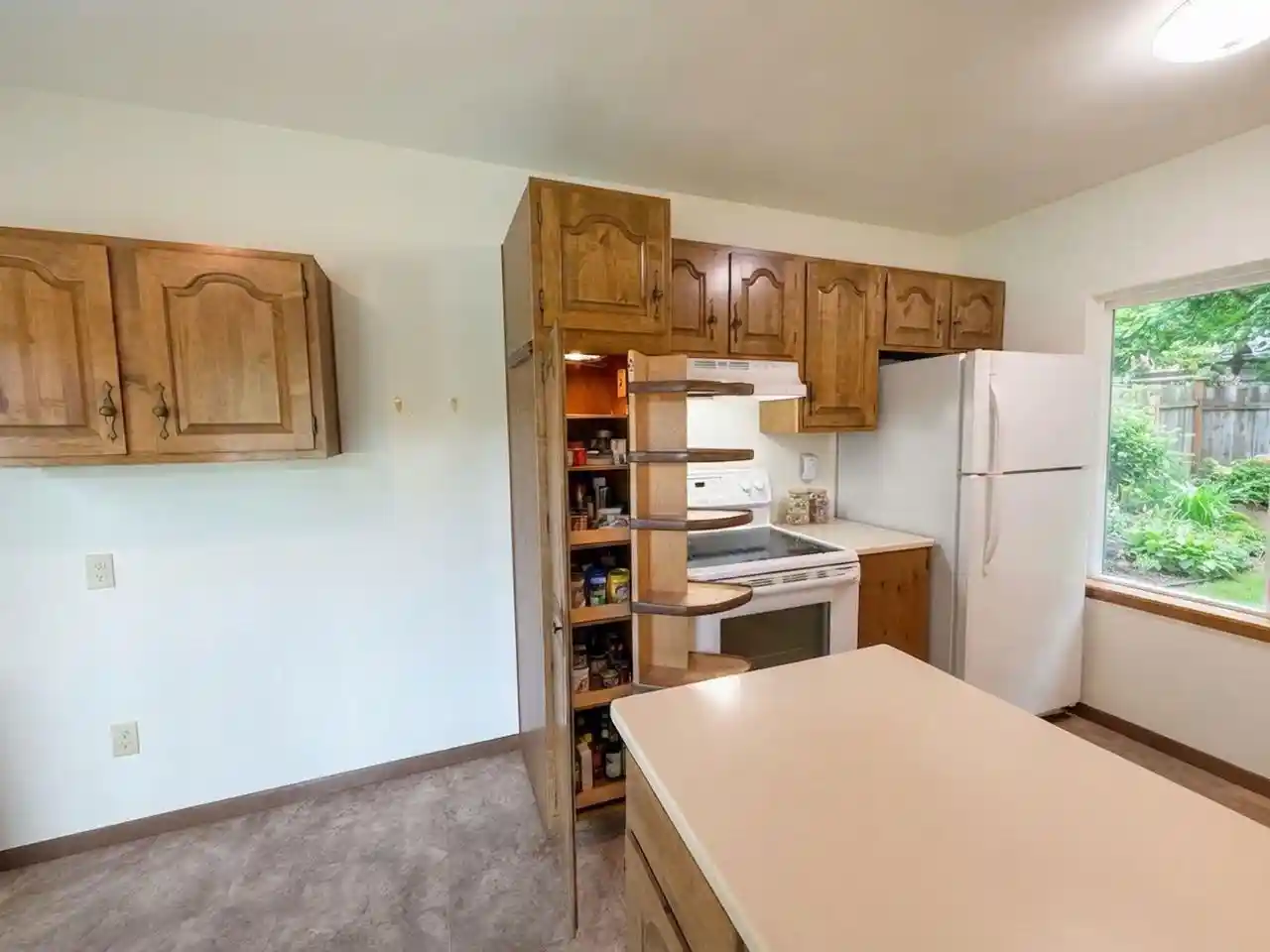 2nd image of 2935 Mossy Oak Circle Circle, Green Bay, WI 54311 | MLS# 50331399