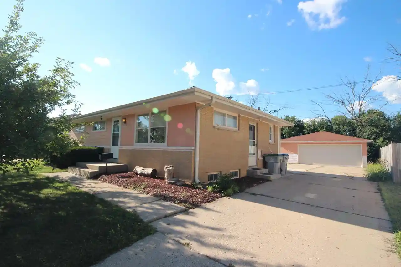 1st image of 9000 W Custer Avenue Avenue, Milwaukee, WI 53225 | MLS# 1977124