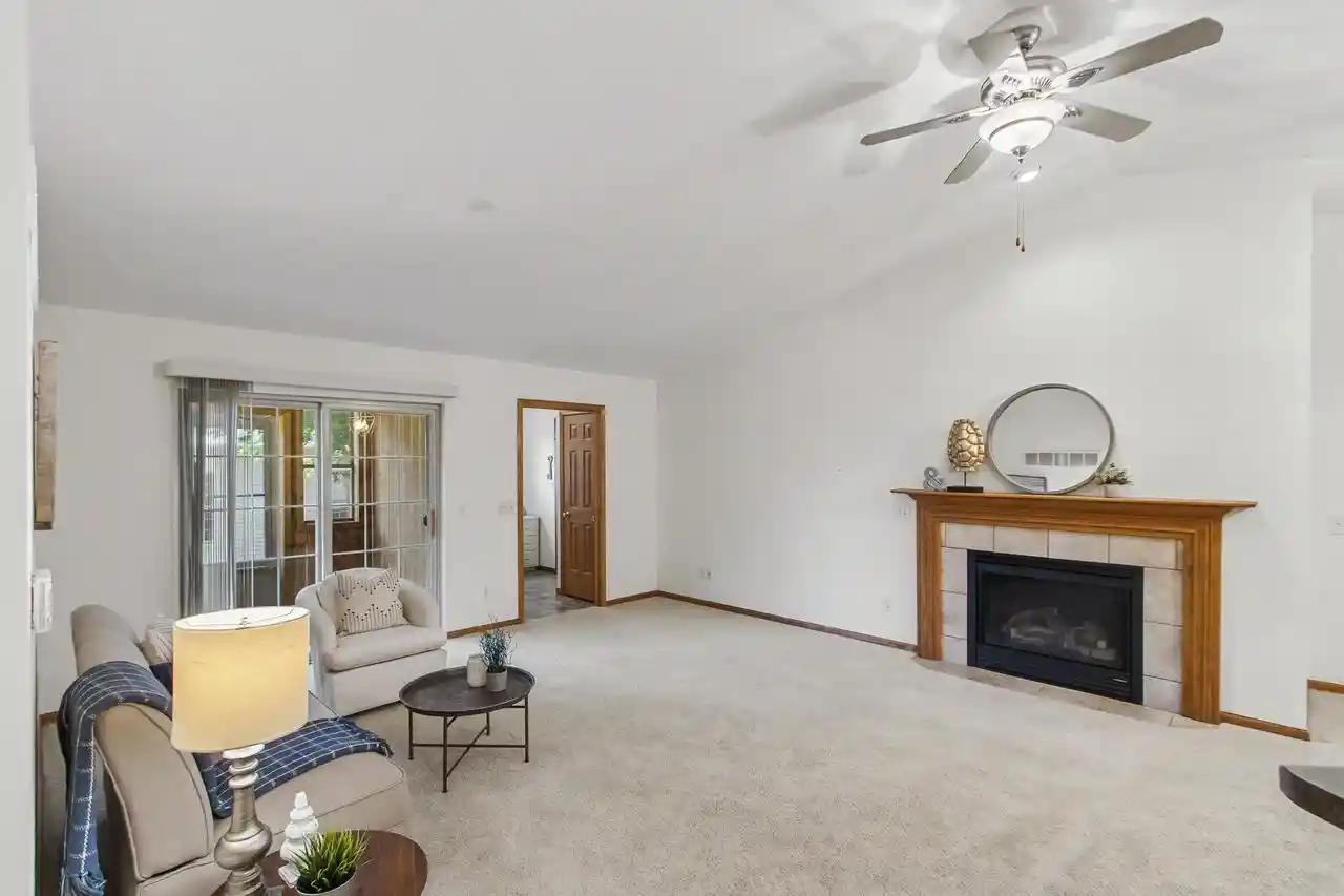 2nd image of 314 Henry Dr Dr #4, Portage, WI 53901 | MLS# 2030966