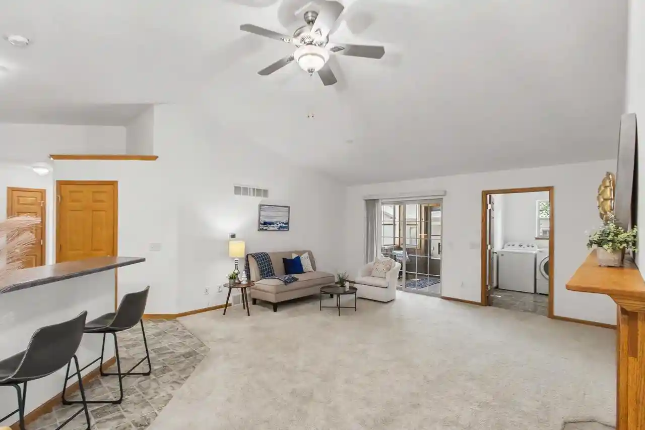 2nd image of 314 Henry Dr Dr, Portage, WI 53901