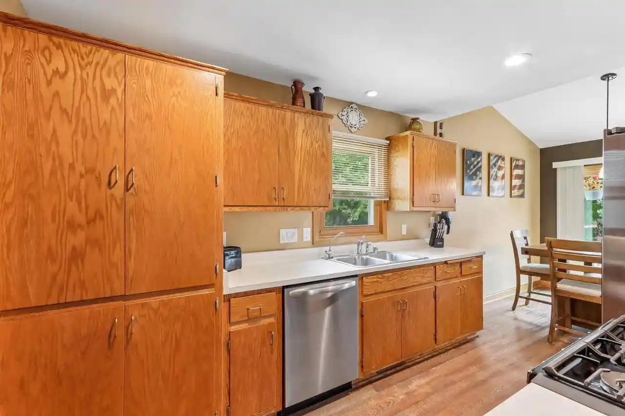Photo 2 of Single family home for sale at 2729 Brighton Dr Dr, Waukesha, WI 53188 | MLS# 1977129 | Listing updated on 2026-09-25