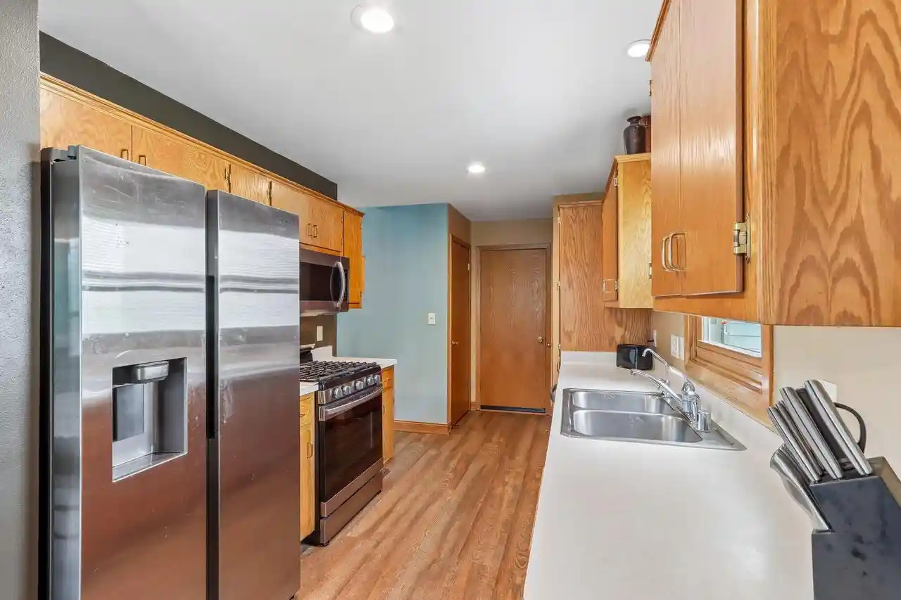 Photo 3 of Single family home for sale at 2729 Brighton Dr Dr, Waukesha, WI 53188 | MLS# 1977129 | Listing updated on 2026-09-25