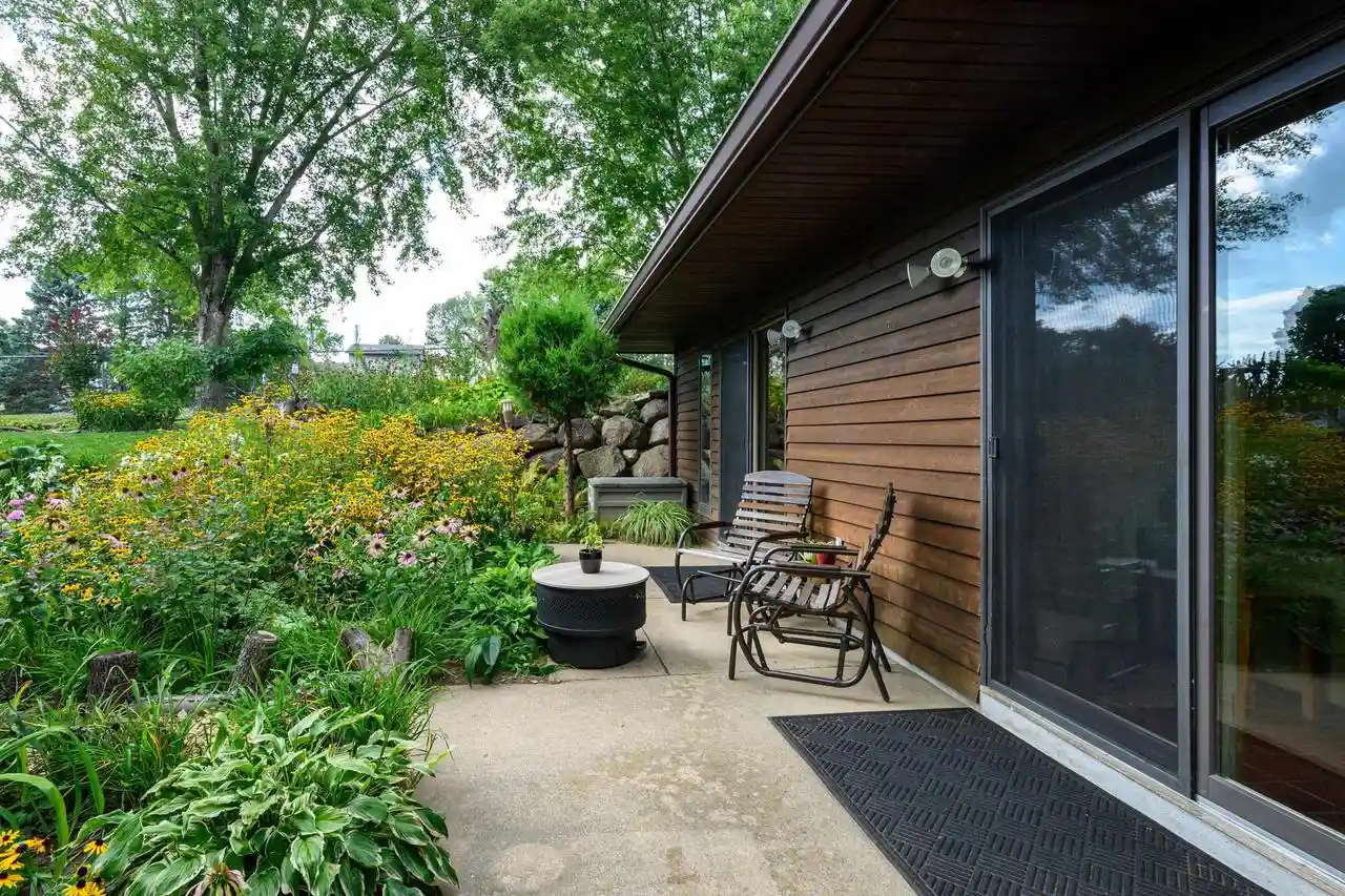 4th image of 602 Hickory Court Court, Verona, WI 53593 | MLS# 2030972