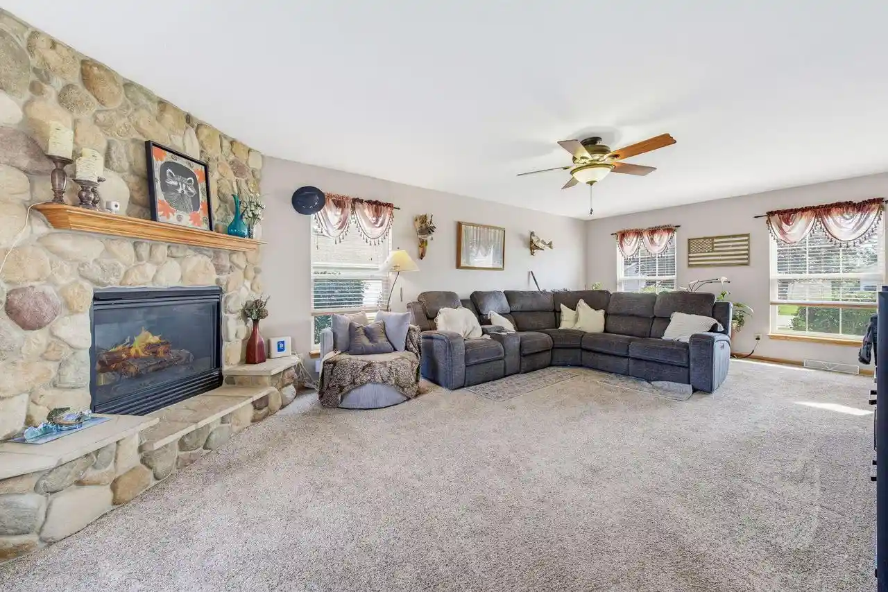 46th image of 5730 Eagle Point Dr Dr, Caledonia, WI 53406 | MLS# 1977158